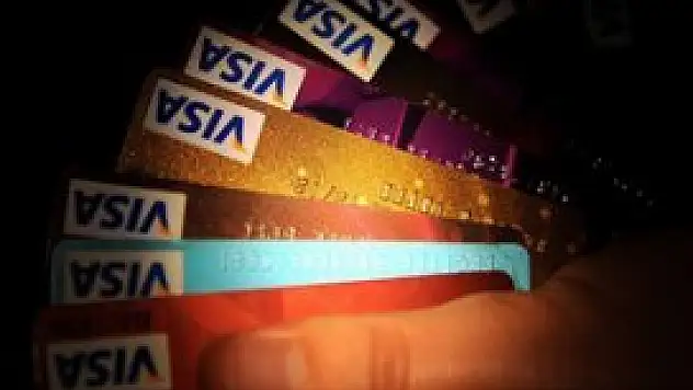 Kredi kartı borcunu ödemeyenlerin sayısı arttı