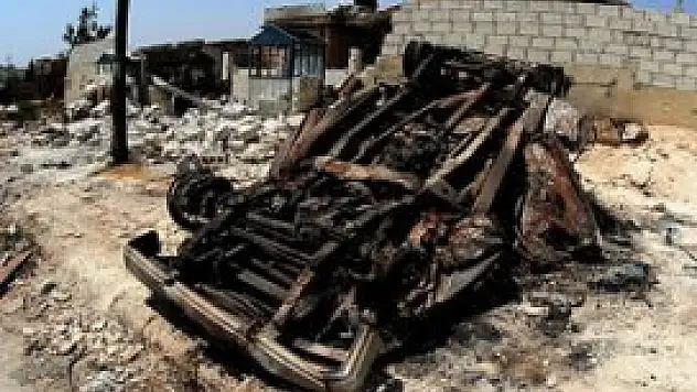 Suriye'de askeri konvoya saldırı: 20 ölü