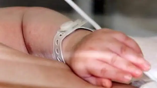 'Erken doğan bebeklerde reflü riski artıyor'