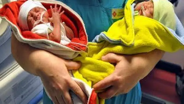 Geçen yıl 19 bin 330 anne çoğul doğum gerçekleştirdi