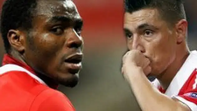 Cardozo ve Emenike borsaya bildirildi!