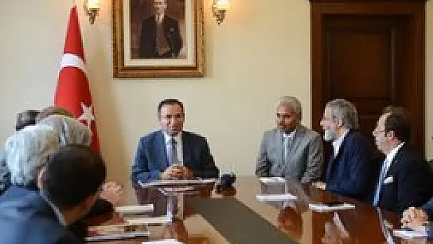 Cambridge'de yapılacak camiye Türkiye'den katkı