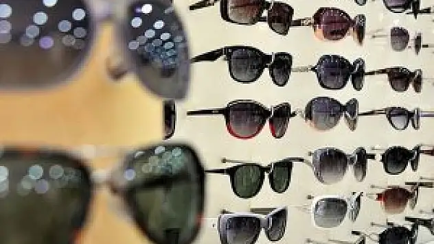 Yakışanı değil gözünüzü koruyanı alın