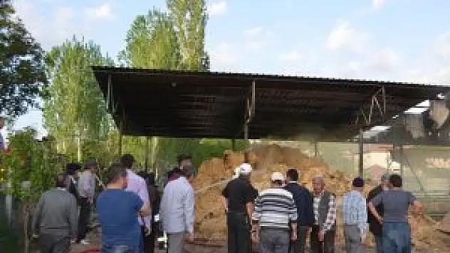 Seydişehir'de ahır yangını