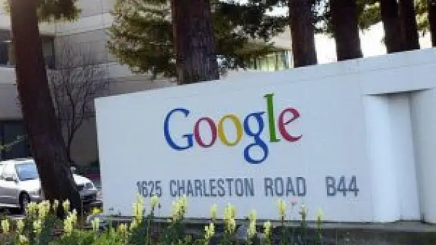 Google, Fiat Chrysler'la sürücüsüz araba üretecek