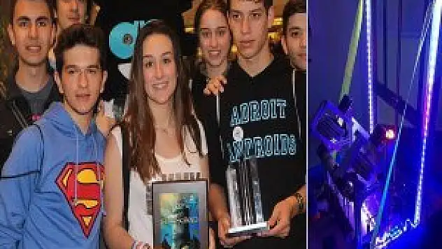 Türk öğrencilerin robotu ABD'den ödülle döndü