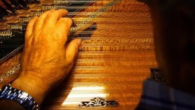 'Eski dostlar'ın bestekarı hayatını kaybetti