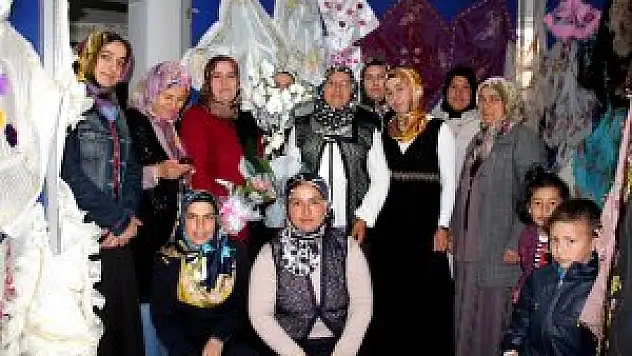 Seydişehir HEM'de yıl sonu sergisi açıldı
