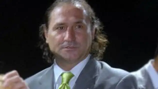 Selçuk Yula hayatını kaybetti