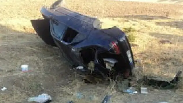 Otomobil şarampole devrildi 6 yaralı