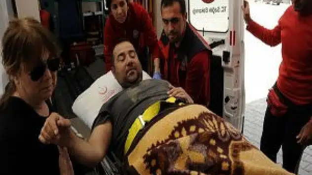 Ata Demirer hastaneye kaldırıldı