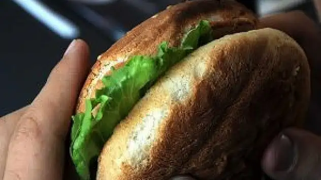 Amazon'dan üyelerine ücretsiz yemek gönderim hizmeti