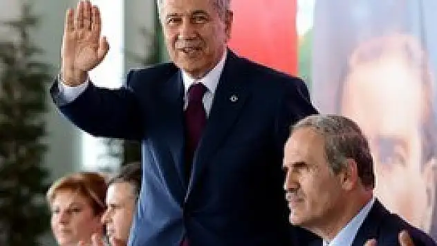 'Bunlar bir siyasetçiye yakışmaz'