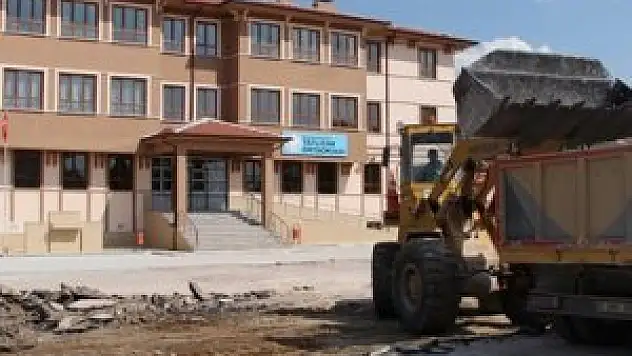 Karatay'da okullara düzenleme