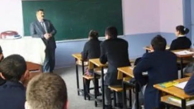 Lise kaydı yaptırmayan veliye günlük 15 TL