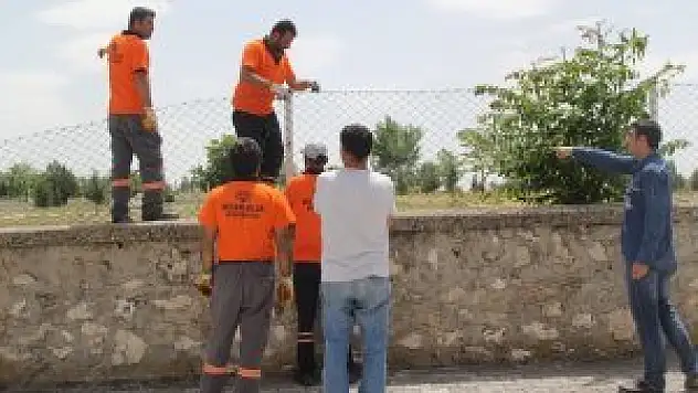 Cihanbeyli'de mezarlıklar onarılıyor