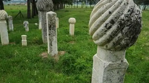 Osmanlı mezarları gün yüzüne çıkarılmayı bekliyor