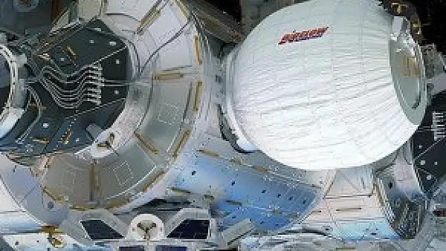 Astronotlar şişirilebilir yaşam kapsülüne girdiler