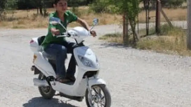 16 yaşındaki genç hayata sımsıkı sarıldı