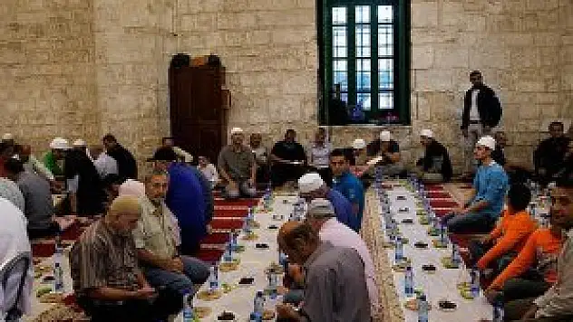 'Oruç tutmak kalp damar hastalığı riskini azaltıyor'