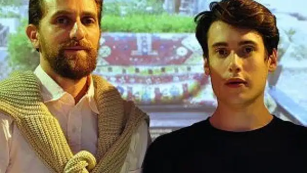 'Sahnede Ölmek' izleyiciyle buluştu