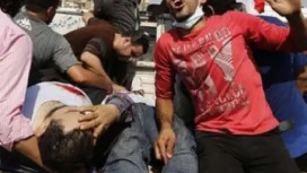 Mısır'da ordunun katliamı yeniden başladı