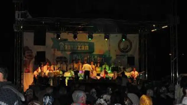 Seydişehir'de ramazan etkinlikleri ilahi konserleri ile devam ediyor