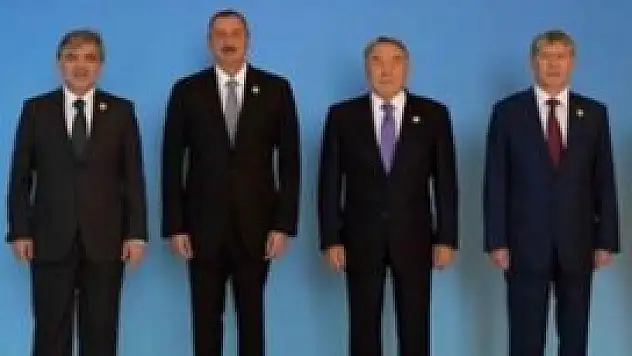 Gül 3.Türk Konseyi Zirvesi'ne katıldı