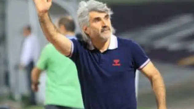 <font style'color: red'>3 puan aldığımız için mutluyuz</font>