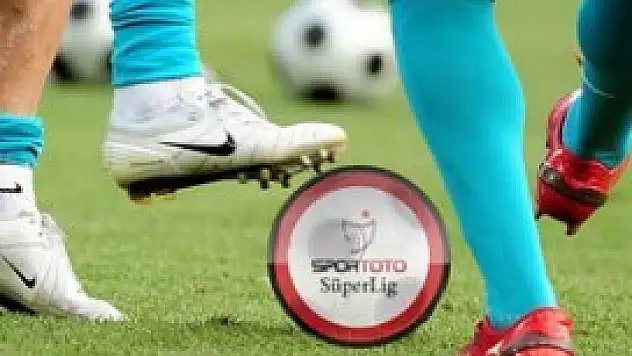 'Üç Büyükler' açılışta tekliyor