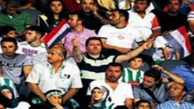 Mısır bayraklarına TFF engeli!