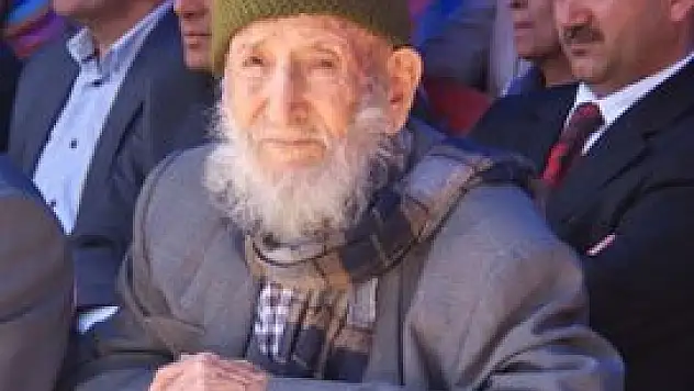 'Mehmet dede' 124 yaşında vefat etti