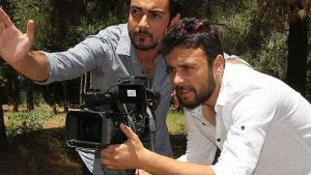 Tesadüfen tanışan polis ve mühendisten ödüllü filmler