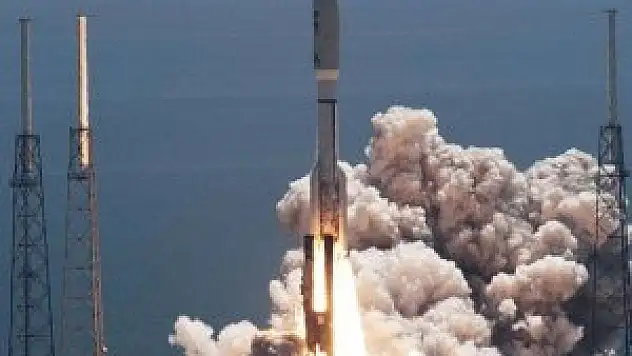 Juno Jüpiter'in yörüngesine girmeye hazırlanıyor