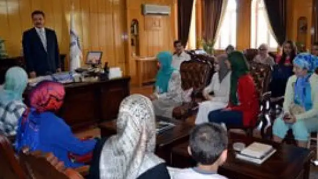 Litvanyalı öğrencilerden Ketenci'ye ziyaret