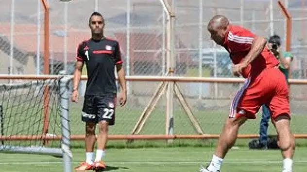 R.Carlos Torku Konyaspor maçı için ne dedi?