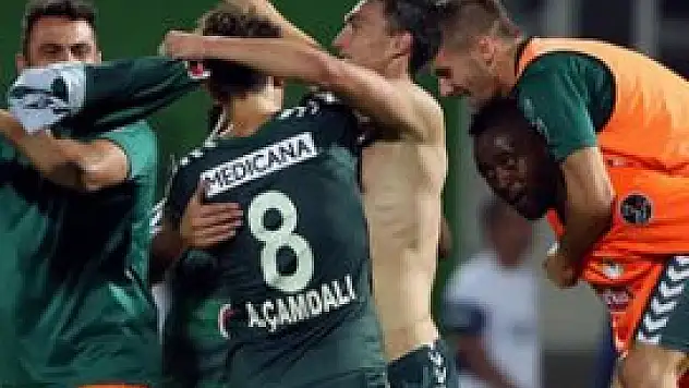 Konyaspor taraftarı 4 Eylül'ü doldurur
