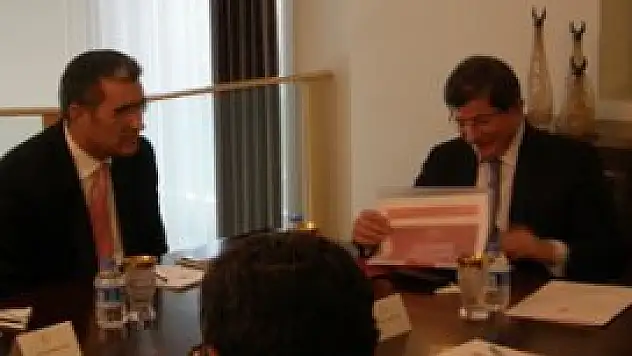 Davutoğlu ile birlikte rotayı belirlediler!