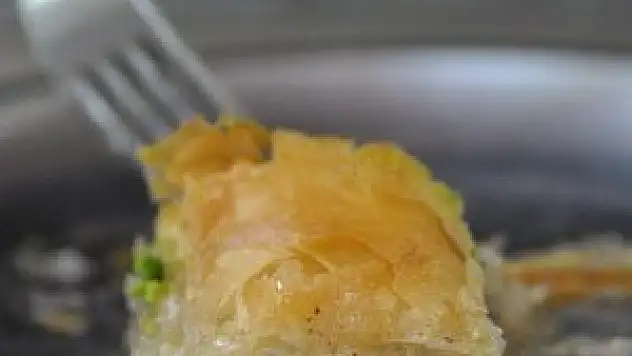 Bakan Akdağ'dan 'bayramda az yiyin' uyarısı