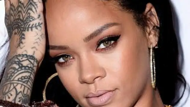 Rihanna'nın virüs korkusu!