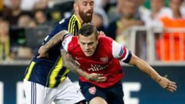 Fenerbahçe tribünlerinde 'yönetim istifa' sesleri