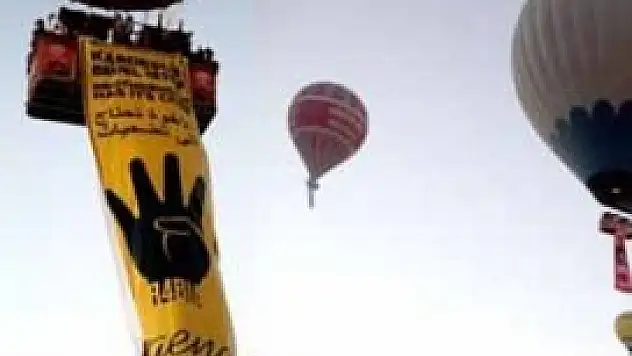 Balonlar bu kez 'özgürlük' için havalandı