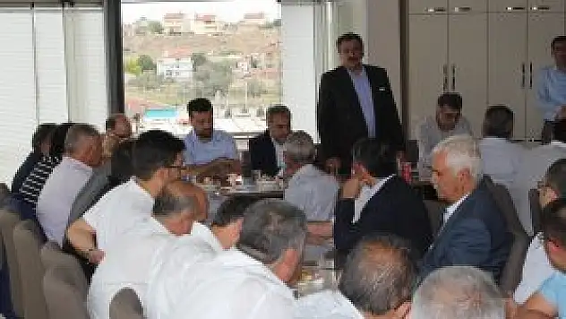 Cihanbeyli Belediyesi'nde bayramlaşma