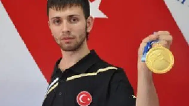 Engelli tekvandocudan bir şampiyonluk daha