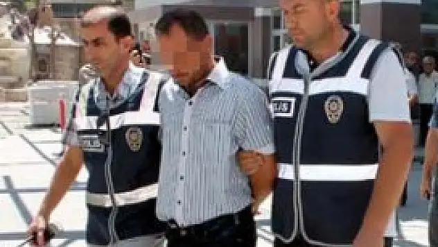 Cinayet zanlısının oyununu polisin dikkati bozdu