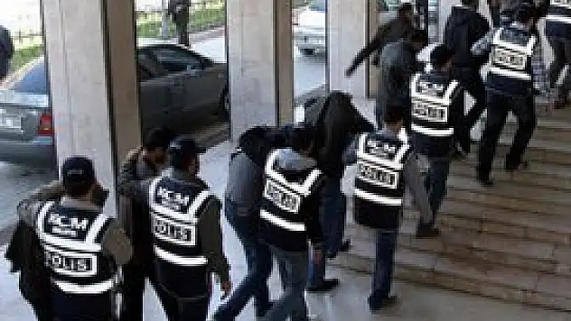 Terör örgütüne yönelik operasyon: 24 gözaltı