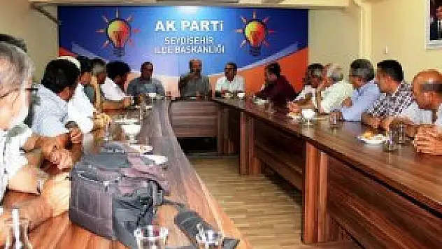 Bakan yardımcısı Tüfekci, Seydişehir'de muhtarlarla bir araya geldi