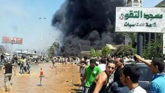 Cuma çıkışı camileri bombaladılar 32 ölü