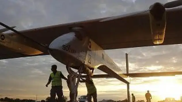 Solar Impulse 2 Mısır'a doğru yola çıktı