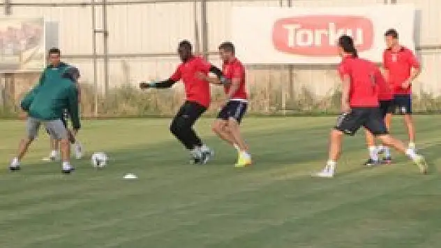 6 futbolcu Sivas maçı kadrosuna alınmadı